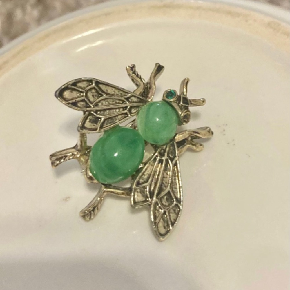 Solid Jade Bee Insect Jewelry Pin